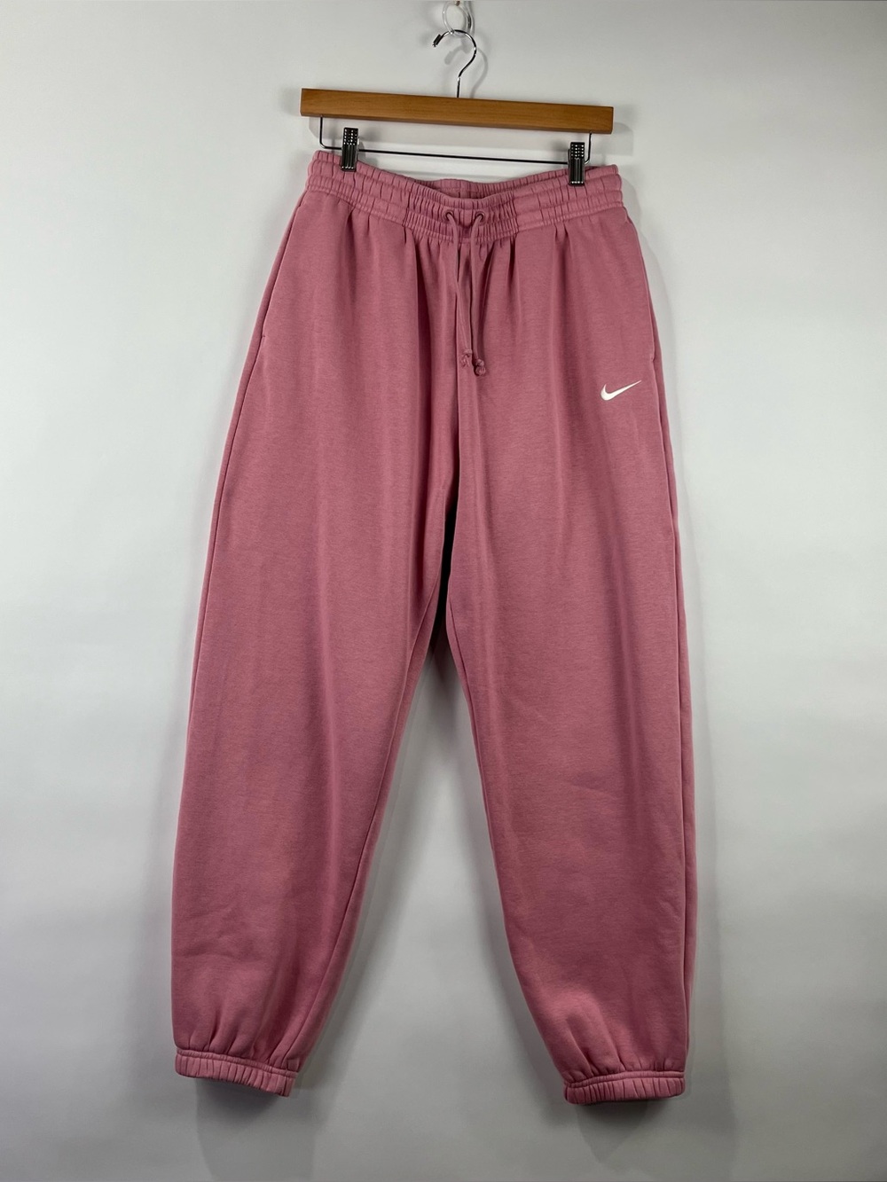 Nike NWOT M Cotton Blend Fleece Joggers Relaxed Fit Sweatpants Pockets